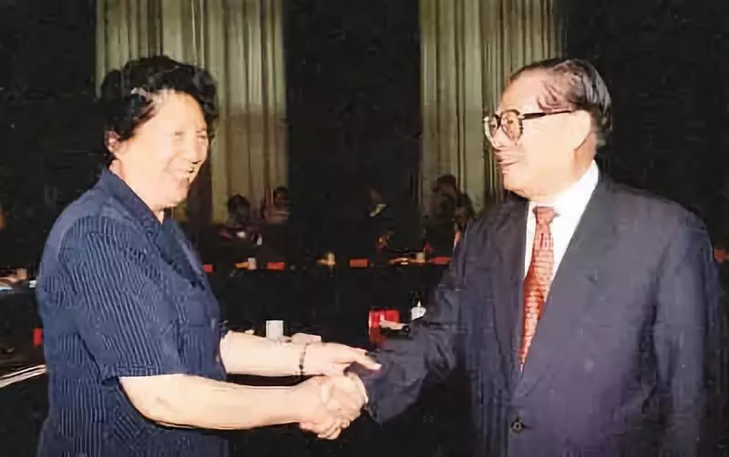 陈慕华